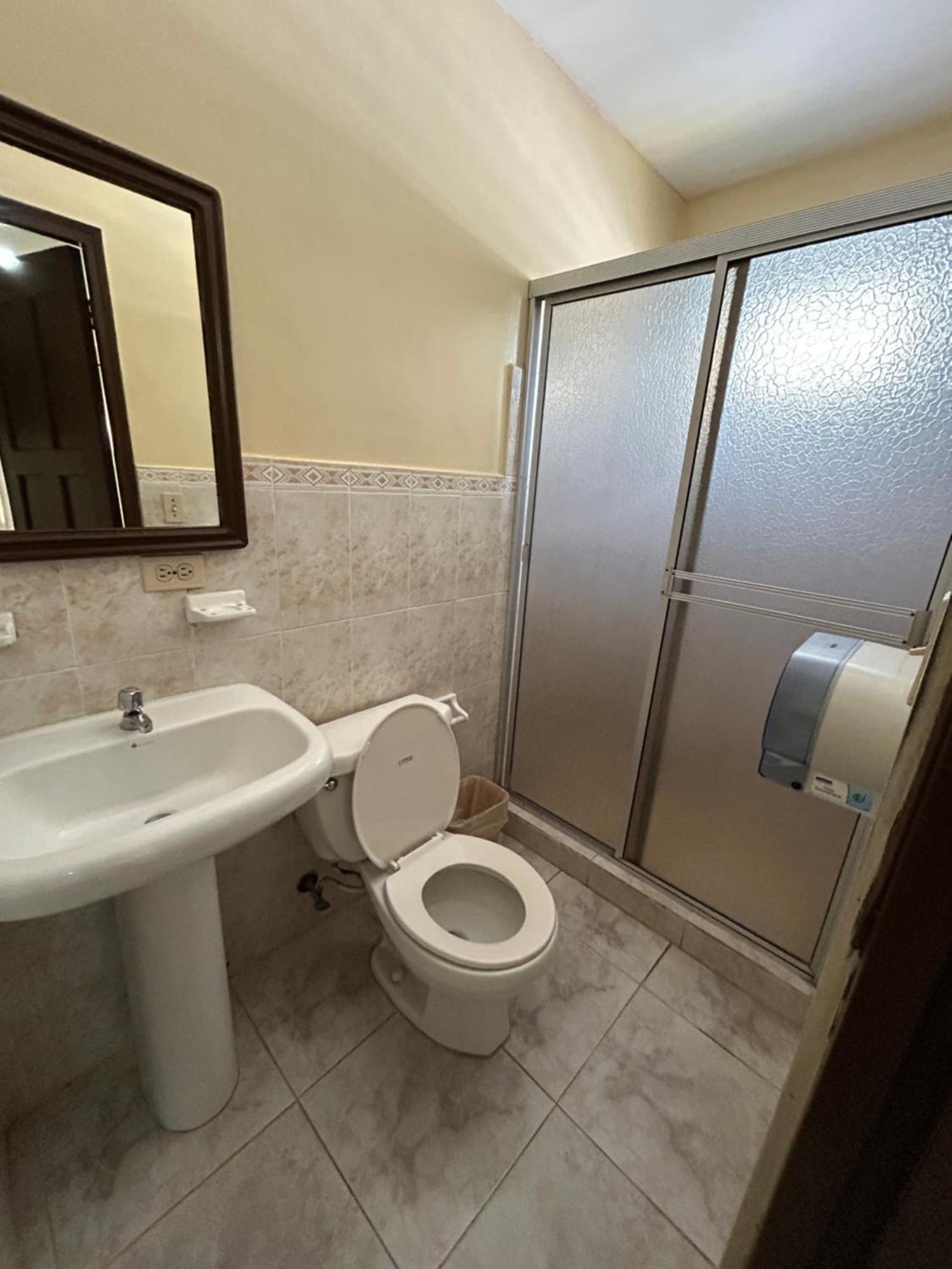 Hotel Madrid Chiriqui เดวิด ภายนอก รูปภาพ