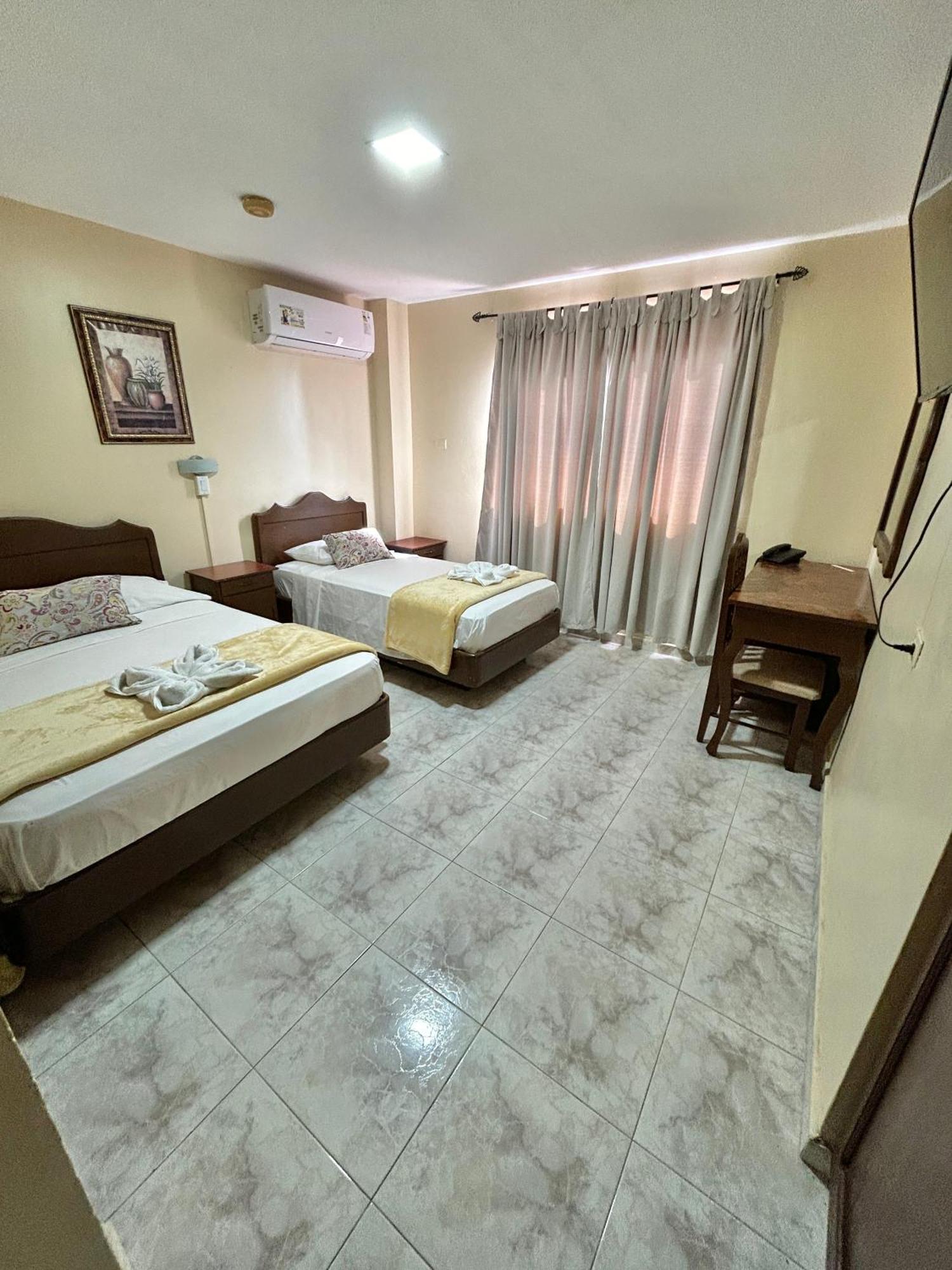 Hotel Madrid Chiriqui เดวิด ภายนอก รูปภาพ