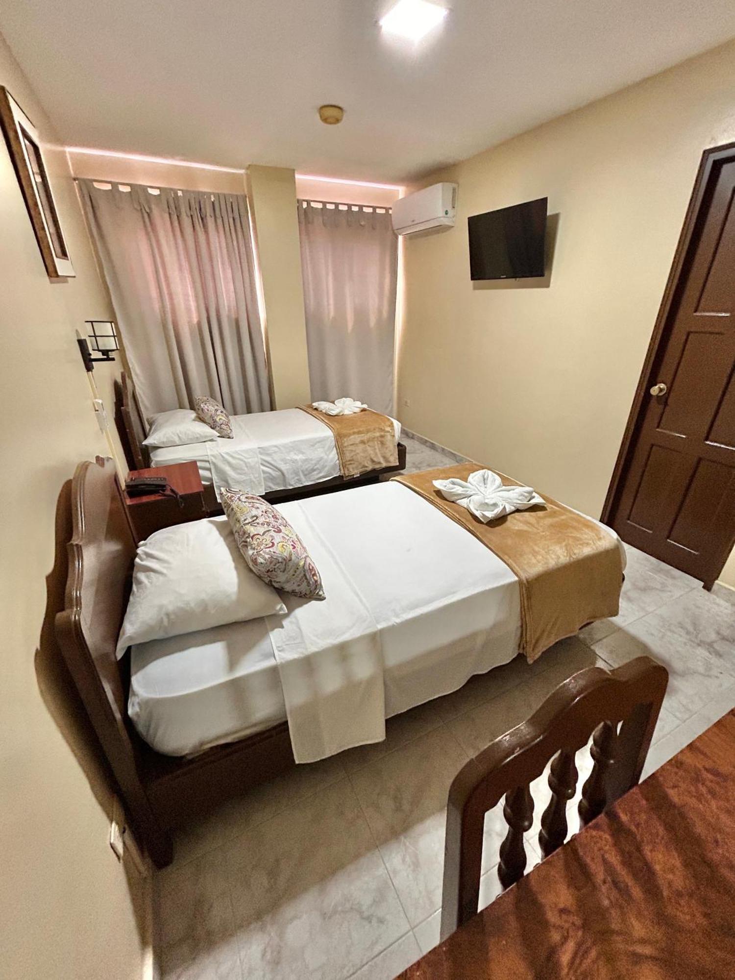 Hotel Madrid Chiriqui เดวิด ภายนอก รูปภาพ